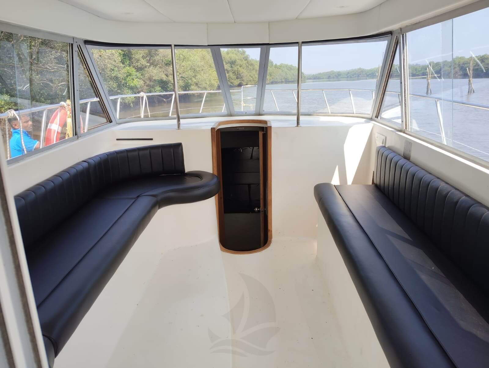 Celestia — yacht for up to 15 guests in Goa, photo 3 of 5