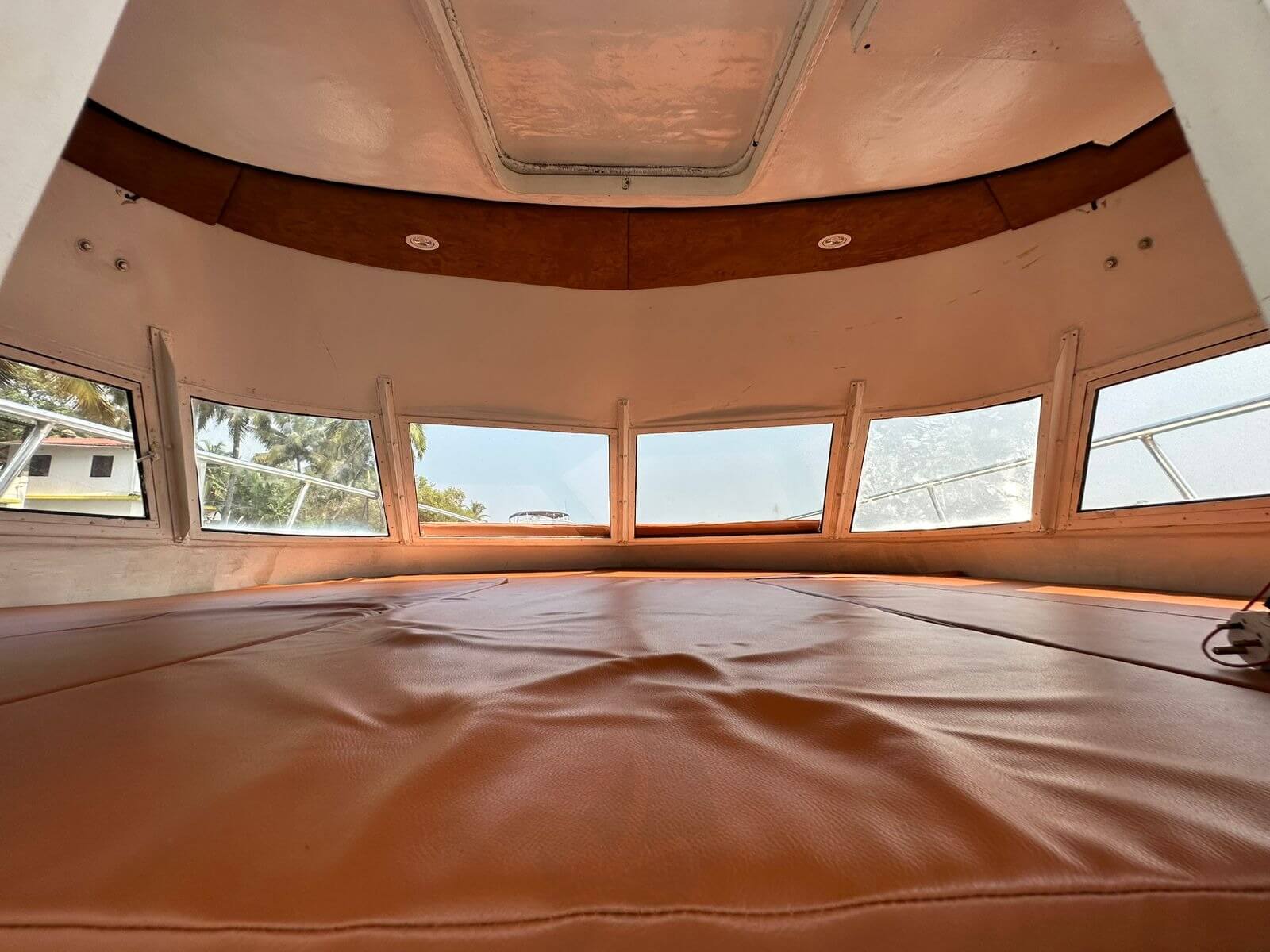 Noah — yacht for up to 12 guests in Goa, photo 5 of 6