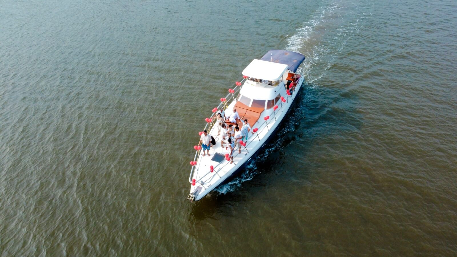 Noah — yacht for up to 12 guests in Goa, photo 6 of 6
