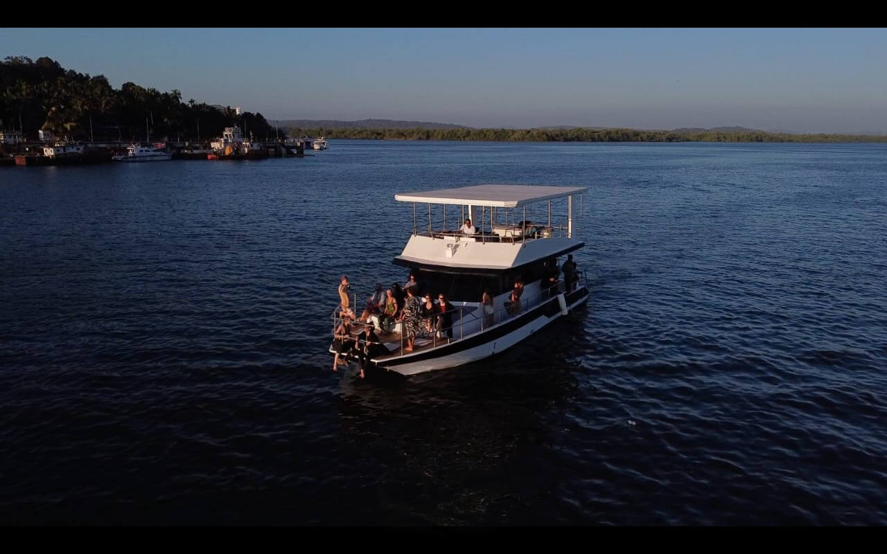 Solara — catamaran for up to 25 guests in Goa, photo 2 of 6